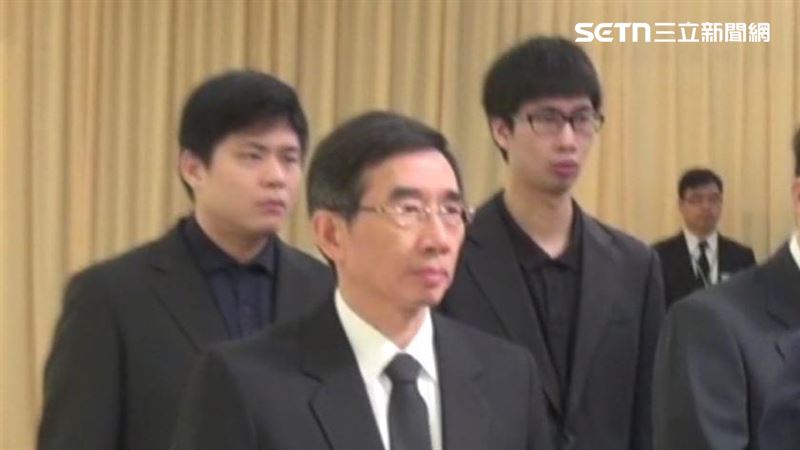 長榮集團內線交易案，董事長張國華涉嫌在限制交易期間買進17萬張長榮海運股票，獲利高達21億元