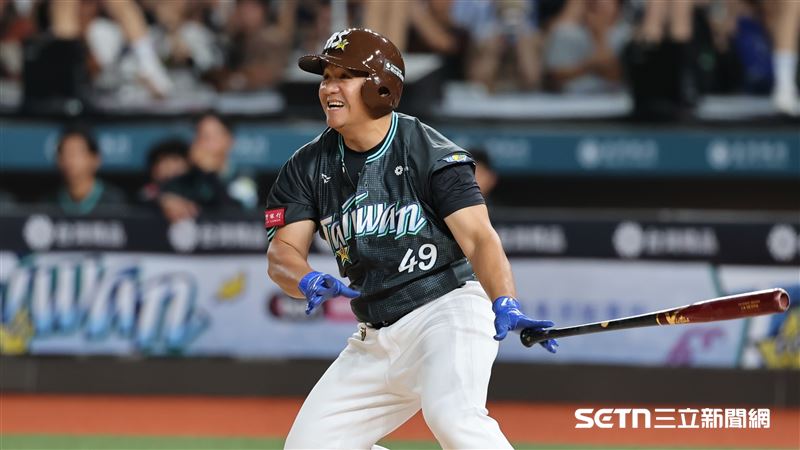 4傳奇球星驚喜登場　張泰山對官大元敲安