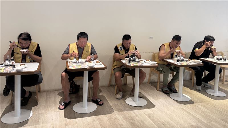 滷肉飯大胃王比賽「5分鐘要吃3公斤」!