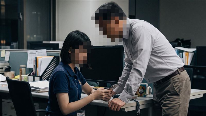 渣夫偷吃年輕女工讀生…畫餅騙她：要轉正
