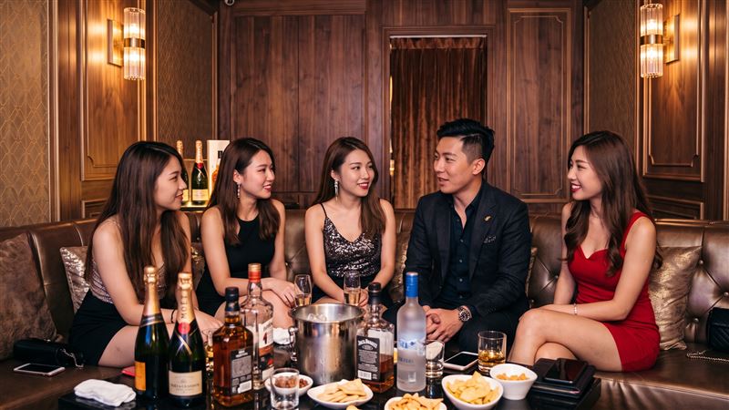 少東外全酒店妹付不出90萬…人設慘遭戳破
