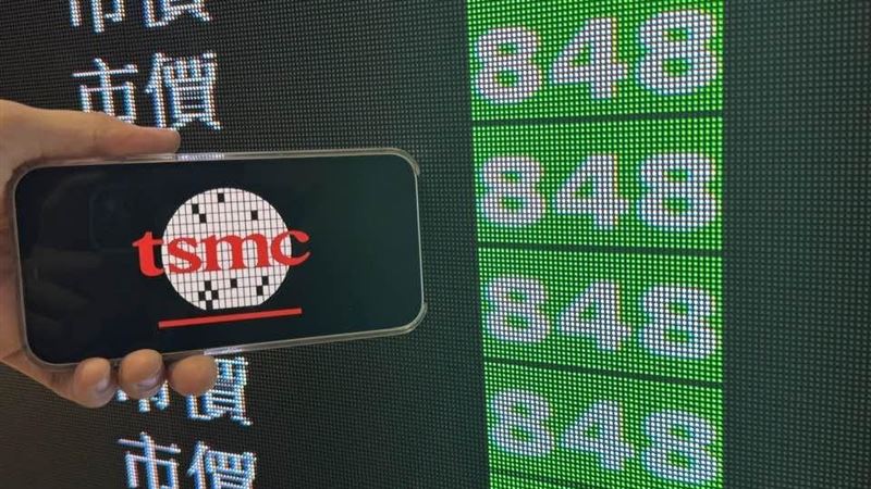 台股崩跌近3千!10檔抗跌名單曝光