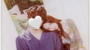 Jennie突曬與神秘男合影 疑官宣戀情