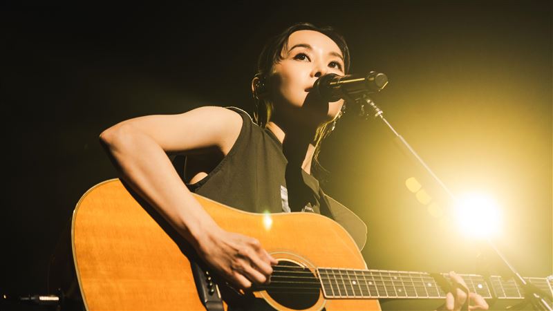 鄭宜農開演唱會。(圖/邊走邊聽有限公司 提供)