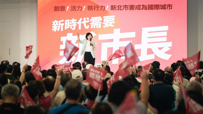 民進黨新北市長參選人蘇巧慧今(19)日屏東同鄉後援會成立。(圖/蘇巧慧競辦提供)