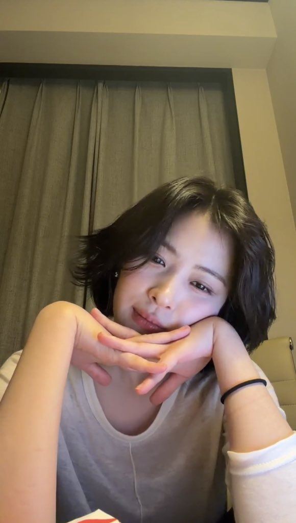 留真親自開直播道歉,讓不少粉絲相當心疼。(圖/翻攝自Bubble)