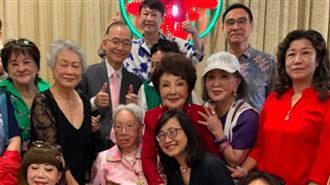 楊燕歡慶媽媽106歲辦壽宴 演藝圈大咖全到