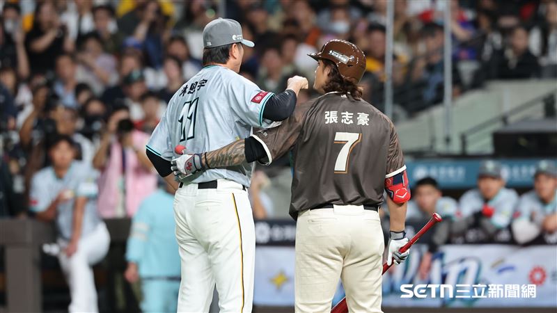 明星賽驚喜登板卻突退場　林恩宇報平安了