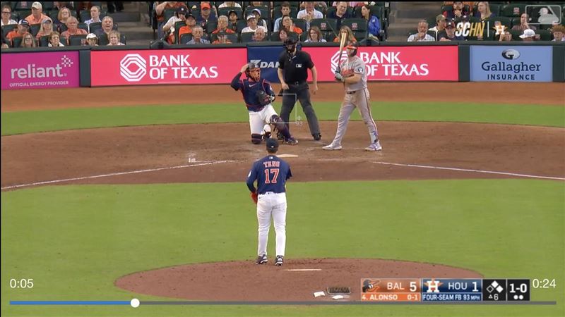 鄧愷威中繼登板,捕手挑戰好球帶失敗。(圖/翻攝自MLB官網)