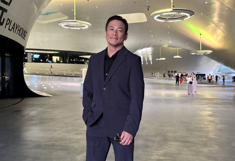 江宏恩昨出席活動時,聊到與黑嘉嘉的真實關係。(圖/翻攝自江宏恩臉書)