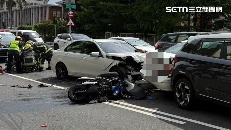 台中豐原區19日下午發生重大毒駕車禍,1名37歲騎士遭夾擊慘死。(圖/翻攝畫面)