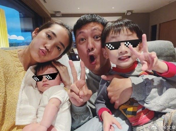 余文樂今(20)日無預警透過社群平台宣布,已與結婚近9年的妻子、台灣「皮帶大王」千金王棠云正式離婚。(圖/翻攝自余文樂微博)