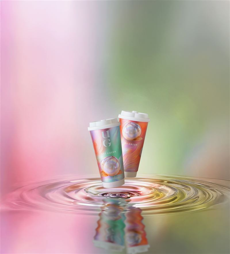 Y3K極光白桃杯身太美!全新「撕撕杯」互動包材玩出新高度,一撕就有驚喜。(圖/品牌業者提供)