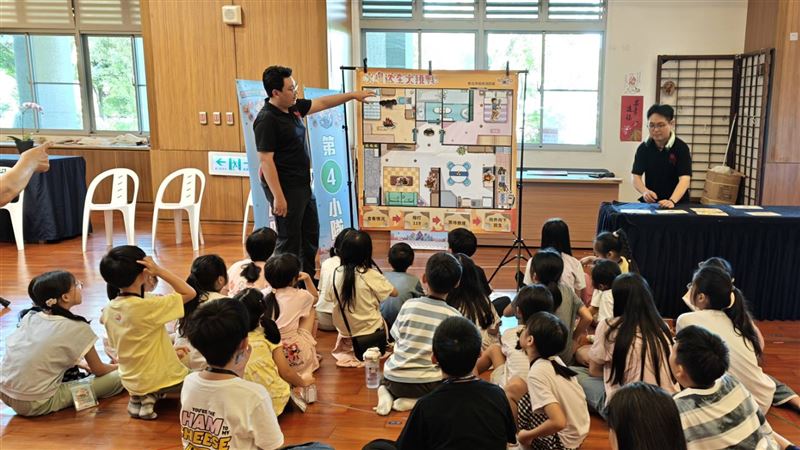 新北消防兒童夏令營　玩中學具教育意義