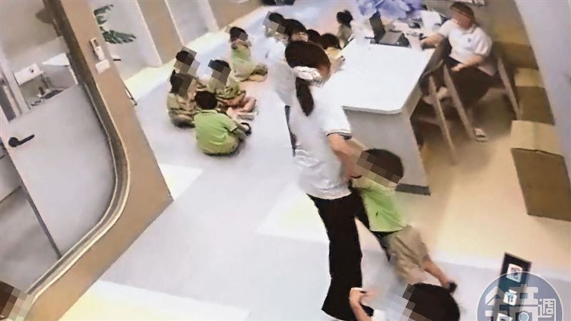 惡魔師虐童鐵證　老師集體施暴教保員幫凶