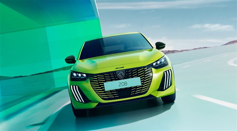 P2 HYBRID油電系統兼具省油與動力表現。(圖/PEUGEOT提供)