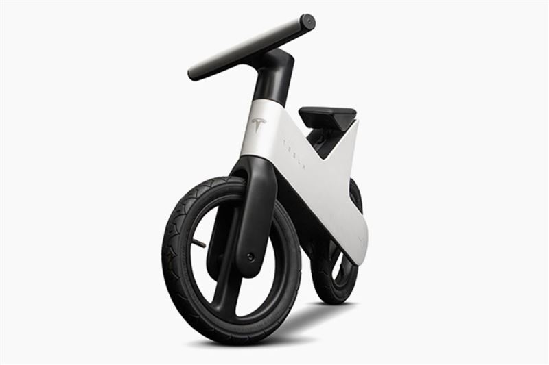 平衡車定價225美元,約新台幣6,600元。(圖/翻攝Tesla網站)