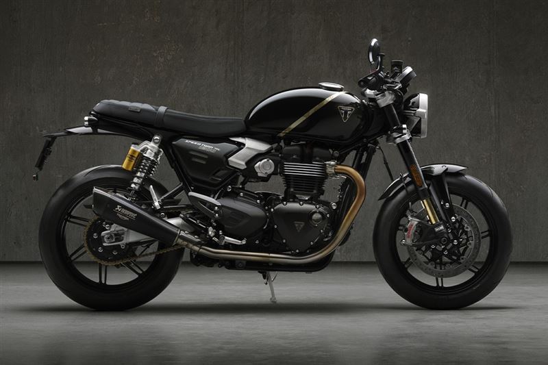 Speed Twin 1200 TFC大量導入碳纖維零件。(圖/翻攝Triumph網站)