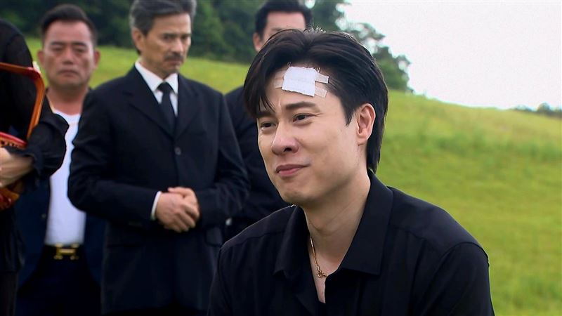 劉書宏接連面臨喪父、失憶等高強度戲碼,拍到快崩潰。(圖/三立提供)