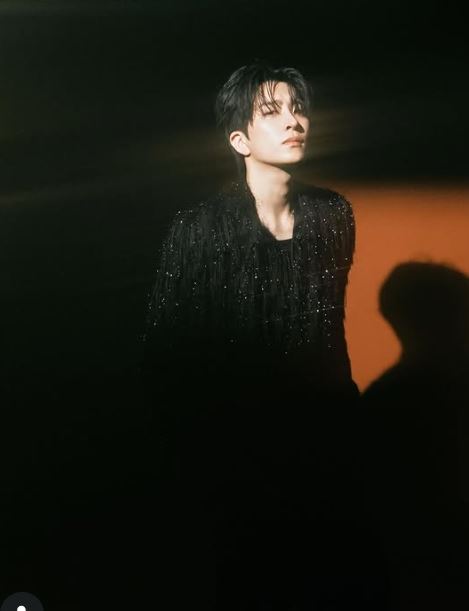 南韓男團GOT7成員榮宰(Youngjae)再度槓上音樂劇《Dream High Season 2》製作單位。(圖/翻攝自IG)