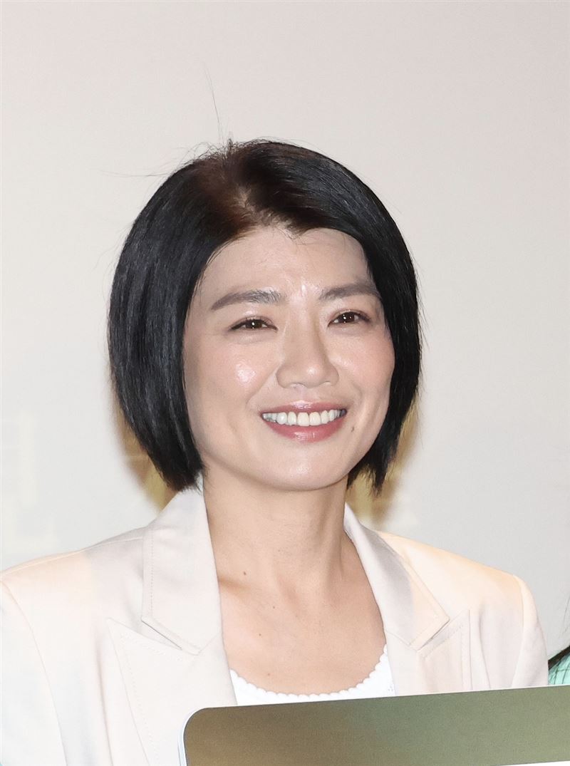 嚴藝文強調外界實在太小看她和演員們的私下交情。(圖/記者田俊彥攝影)
