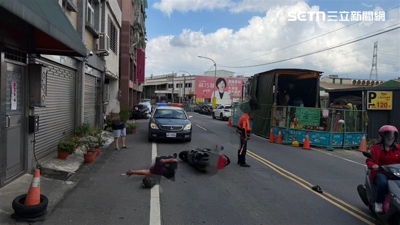 李男在本月3日無照騎車發生事故遭扣車。(圖/翻攝畫面)