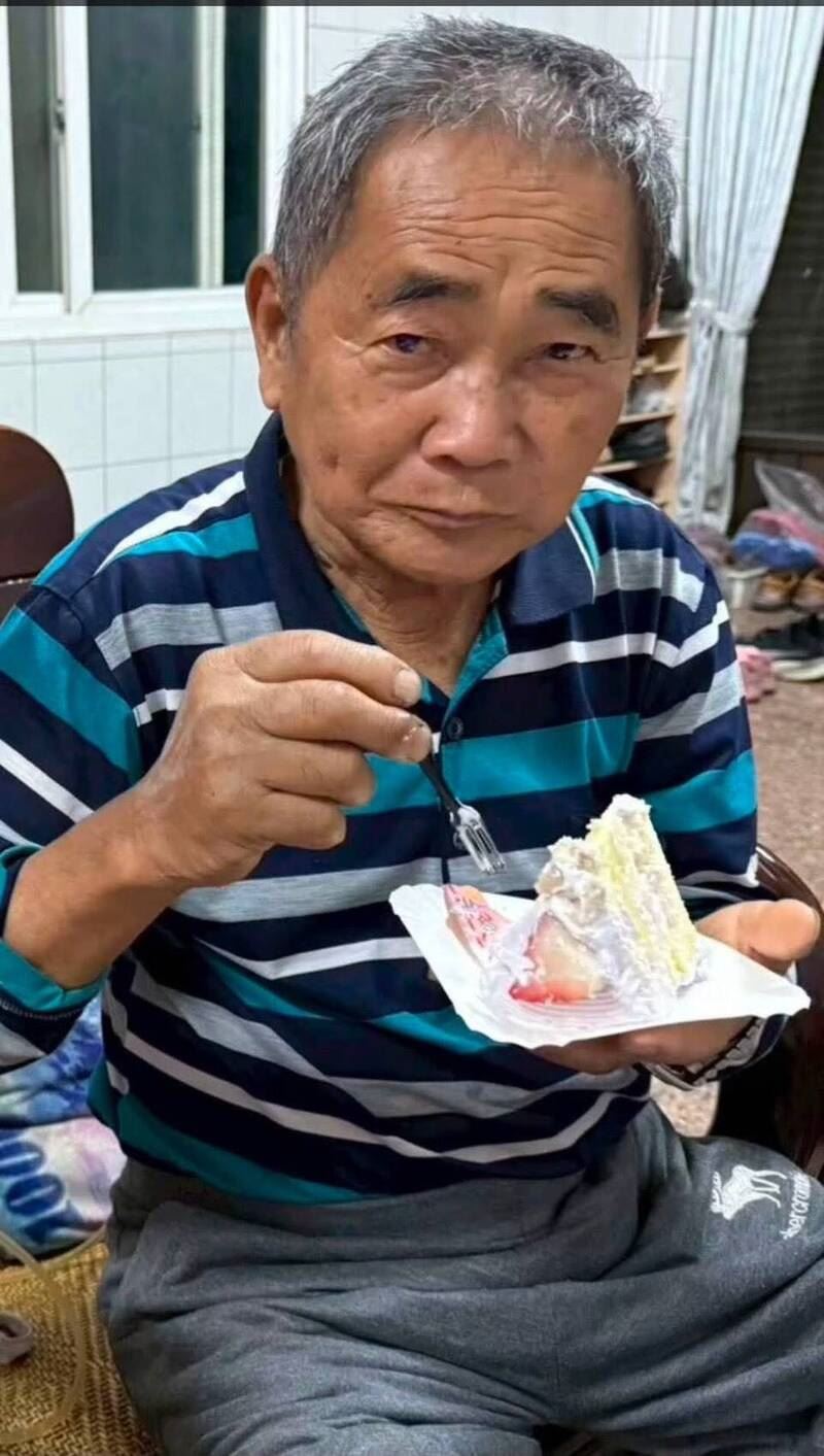 老翁剛出院返家後騎腳踏車外出,卻與家人失聯。(圖/翻攝畫面)