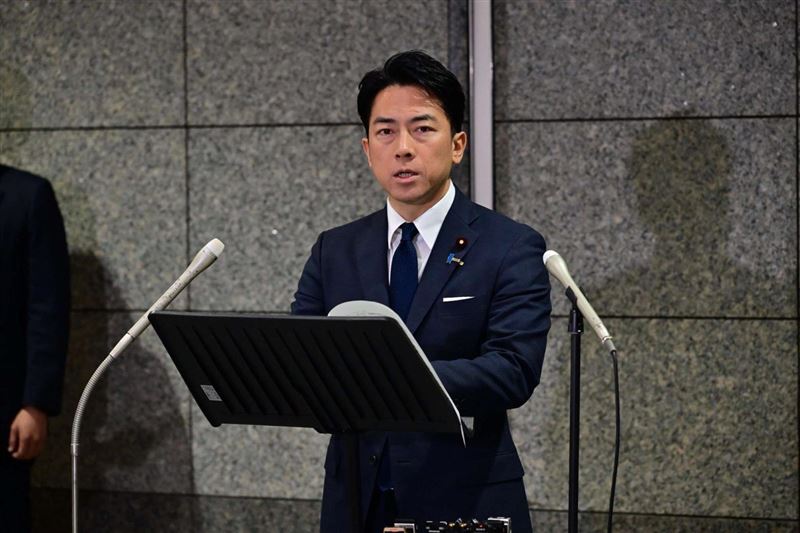 日本防衛大臣小泉進次郎示警:中國與俄羅斯海軍正擴大在日本周邊的協調行動。(圖/翻攝自X平台 @aricchen)