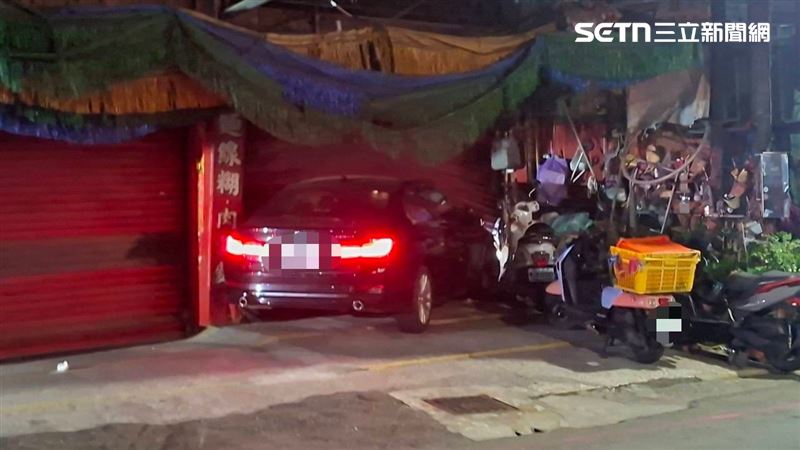 BMW男酒駕衝撞麵線糊店…害店家血虧20萬