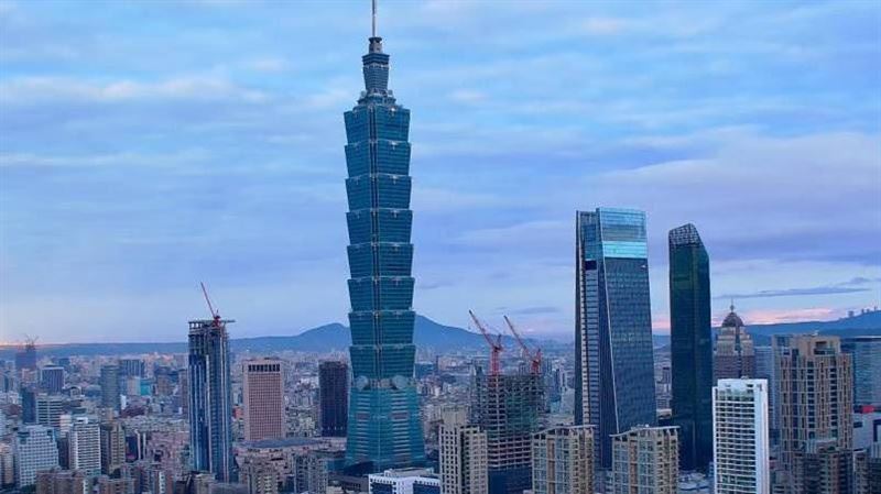 101隱藏版設計！雨天「自動屋簷」 網看傻