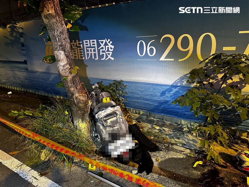 劉姓少年無照還酒駕載小女友上路,21日凌晨自撞路樹,導致小情侶雙亡。(圖/翻攝畫面)