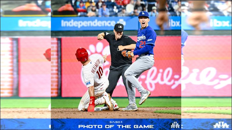 道奇用罕見再見雙殺以2：1擊敗費城人。（圖／翻攝自X平台 @Dodgers）