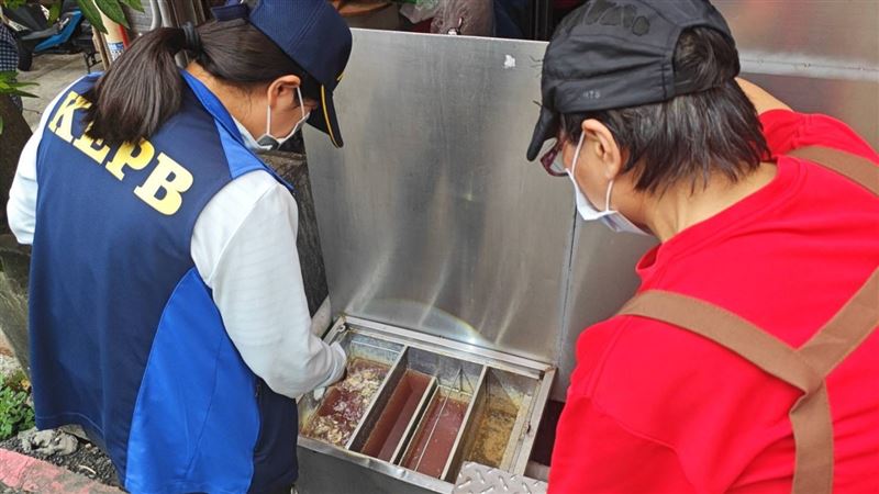 市府環保局針對後勁溪已啟動全面擴大專案稽查。(圖/翻攝畫面)