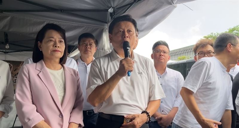 傅崐萁稱,「在這裡接力70多個小時」,請賴清德盡快來到凱道,「給這4位挺身而出的小勇士們,給他們最溫暖、溫馨的鼓勵、打氣跟加油」(圖/翻攝自國民黨立法院黨團臉書)