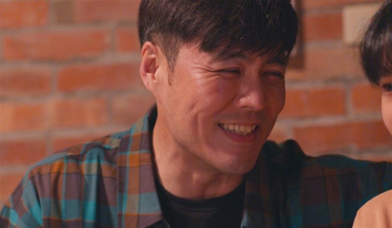劉至翰客串演出有酒癮的繼父,劇情播出後,社群湧入大量網友私訊痛罵。(圖/民視提供)