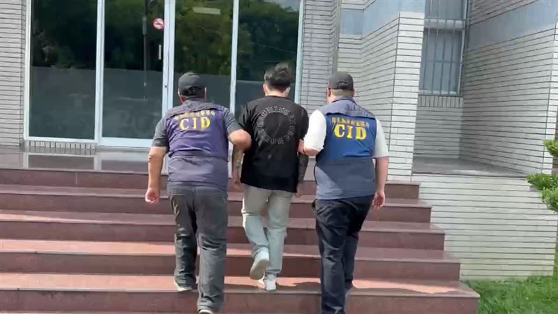 屏東當舖討債逼簽本票？警拘4人到案