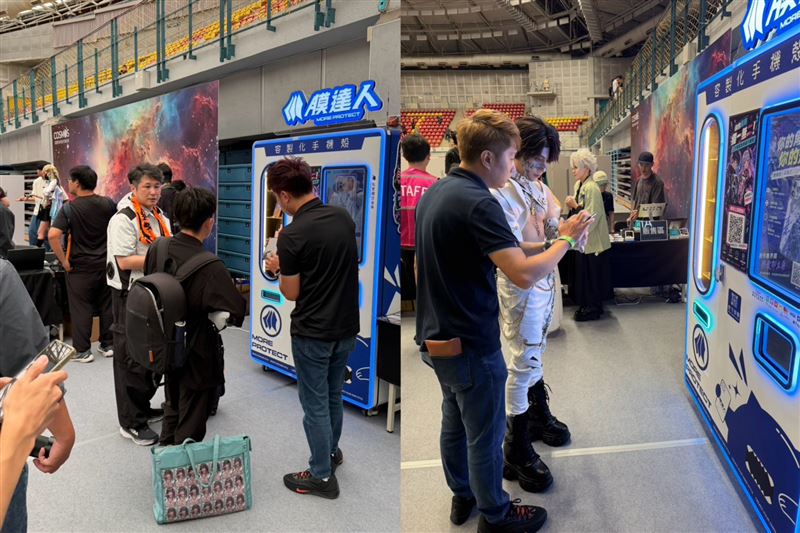 膜達人More Protect智能印殼機首度進駐COSMOS創作攝影展,成為現場詢問度最高的互動裝置。(圖/膜達人More Protect提供)