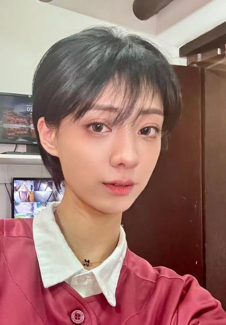 嘎琳亮眼外型與自信狀態曝光後，不少球迷驚呼撞臉女星桂綸鎂，掀起熱烈討論。（圖／翻攝自嘎琳IG）