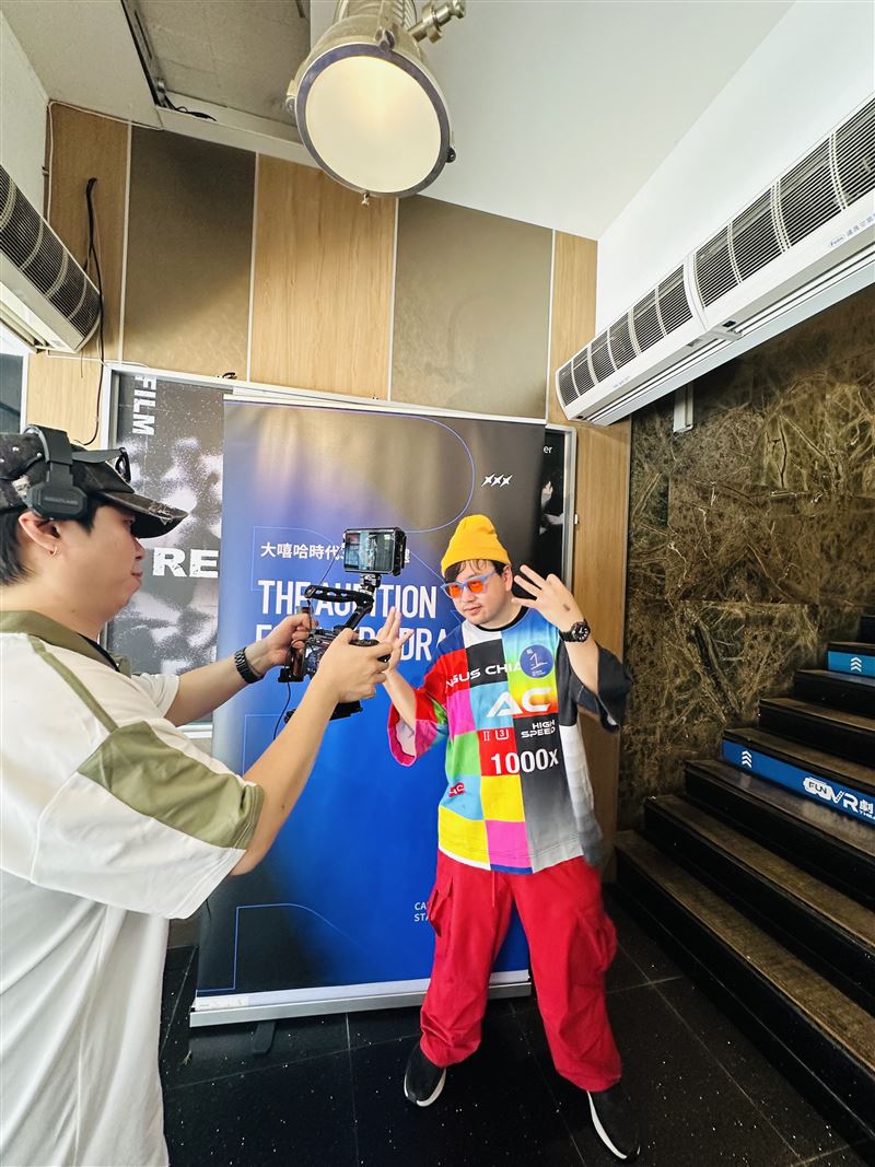 DAPUN大胖飛36小時只為60秒!矽谷工程師週末快閃返台拚《大嘻哈時代3》海選。(圖/胖曲製作工作室提供)