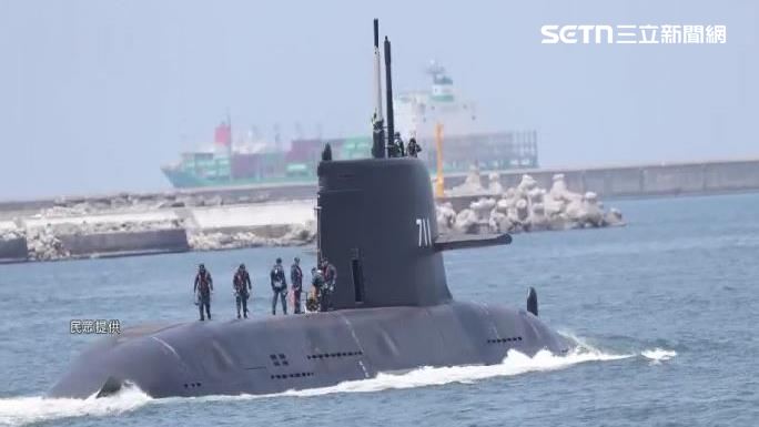 趕颱風前海測 海鯤號現身高雄二港口