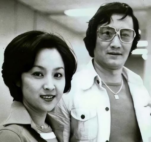 甄珍透露,謝賢是她的初戀。(圖/翻攝自微博)