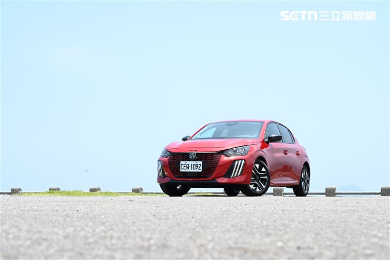 Peugeot 208掀背車。（圖／記者鍾釗榛攝影）