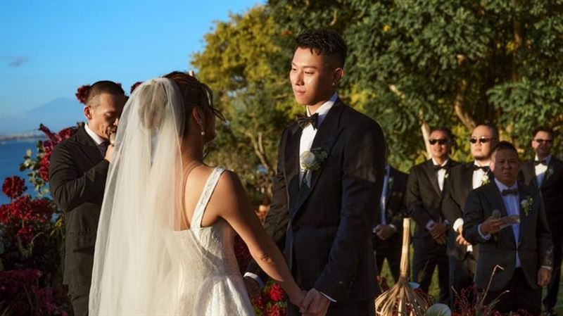 直擊！瘦子台北補辦婚宴　閃兵的他也來了