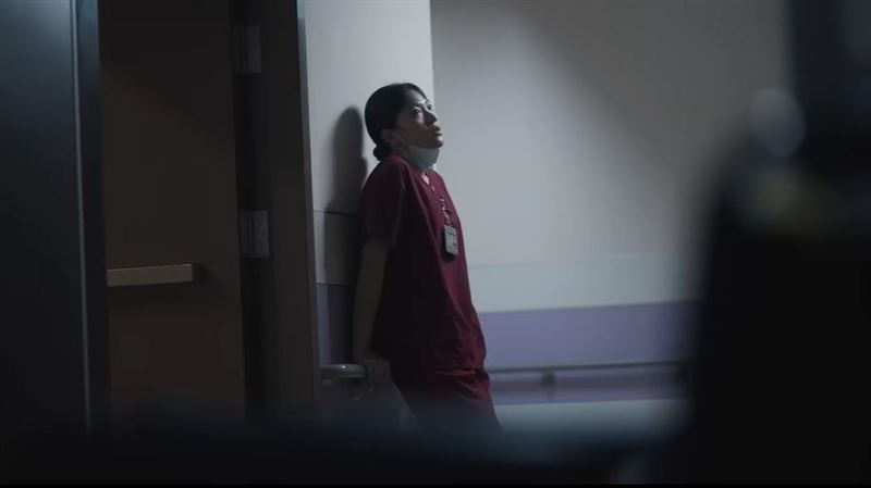 隱形付出者累垮自己？催淚片惹哭全網