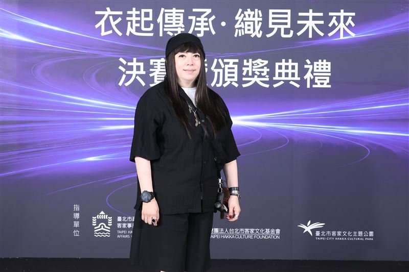 潘怡良回憶溫慶珠生前暖舉。（圖／記者鄭孟晃攝影）