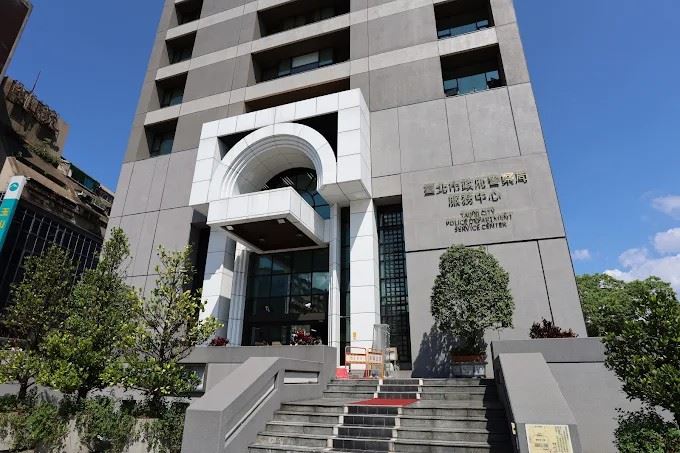 2警偷拍案監院糾正,北市警局:自清自檢依法免職。(圖/翻攝Google maps)