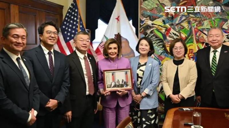 沈伯洋和民進黨立院黨團赴美拜會前議長裴洛西等國會議員