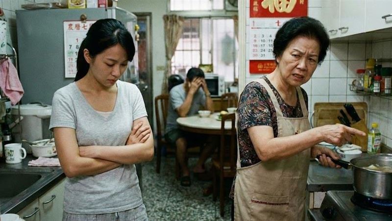 她離婚仍被公婆指揮做事　網轟：難怪離婚
