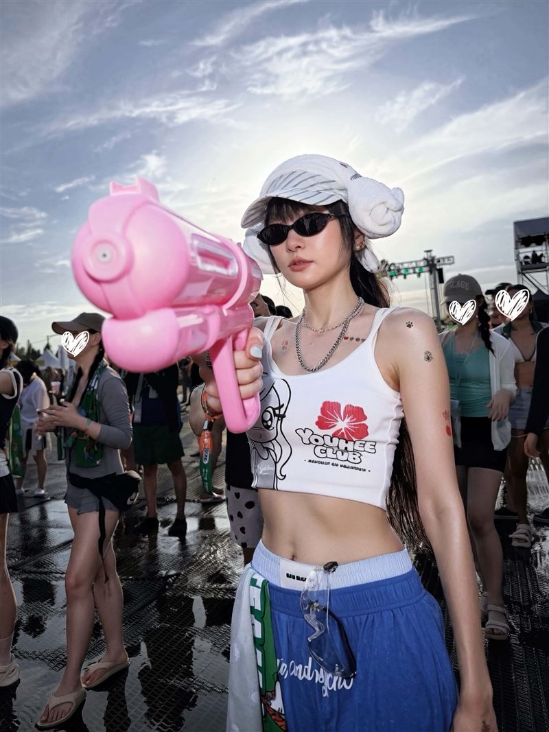 謝金燕即將登上9月的高雄水炸彈音樂節,特地先飛往韓國朝聖WATERBOMB首爾站,親身體驗現場氣氛。(圖/WATERBOMB KAOHSIUNG提供)