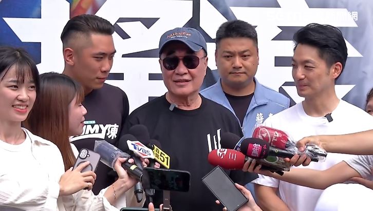 李四川與台北市長蔣萬安共同出席民眾黨新北市議員陳世軒舉辦的「Jimmy搖滾水樂園」活動(圖/翻攝畫面)